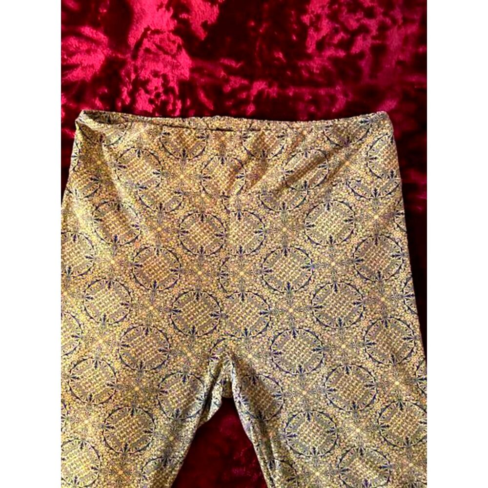 NWOT LulaRoe Tall & Curvy Legging Size L - Picture 5 of 6